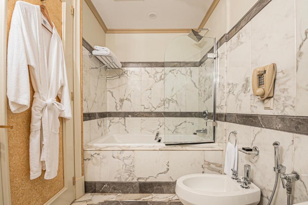 Dar Al Taqwa Hotel Image 108